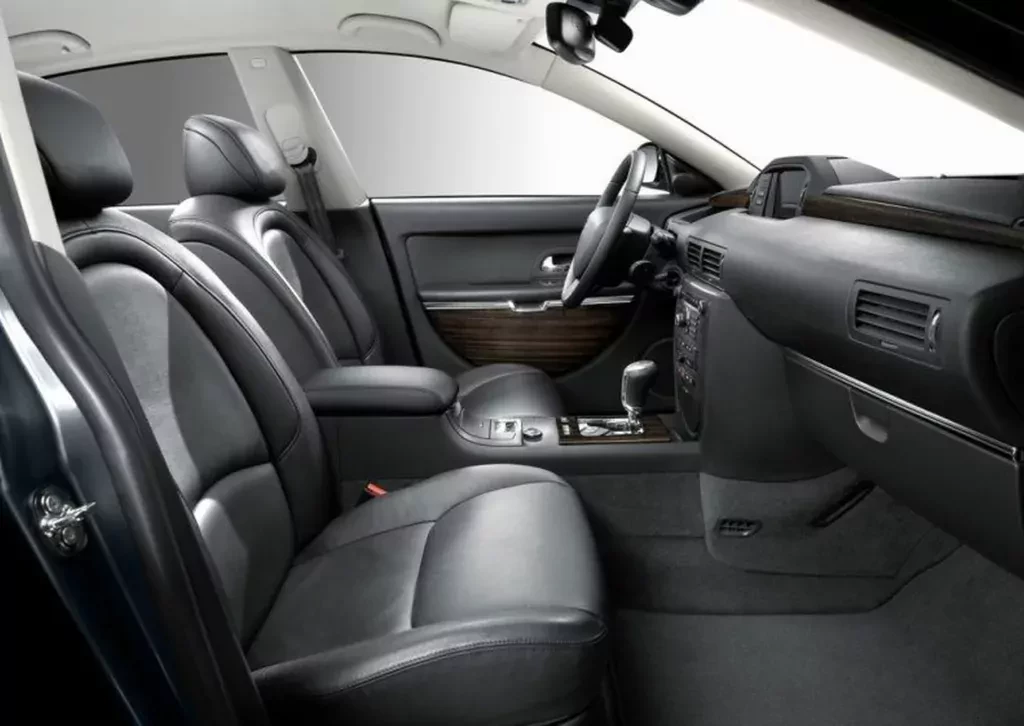 Francuska limuzyna przez cały czas ma wielu fanów. Ten Citroen jest dziś do kupienia w całkiem niezłej cenie