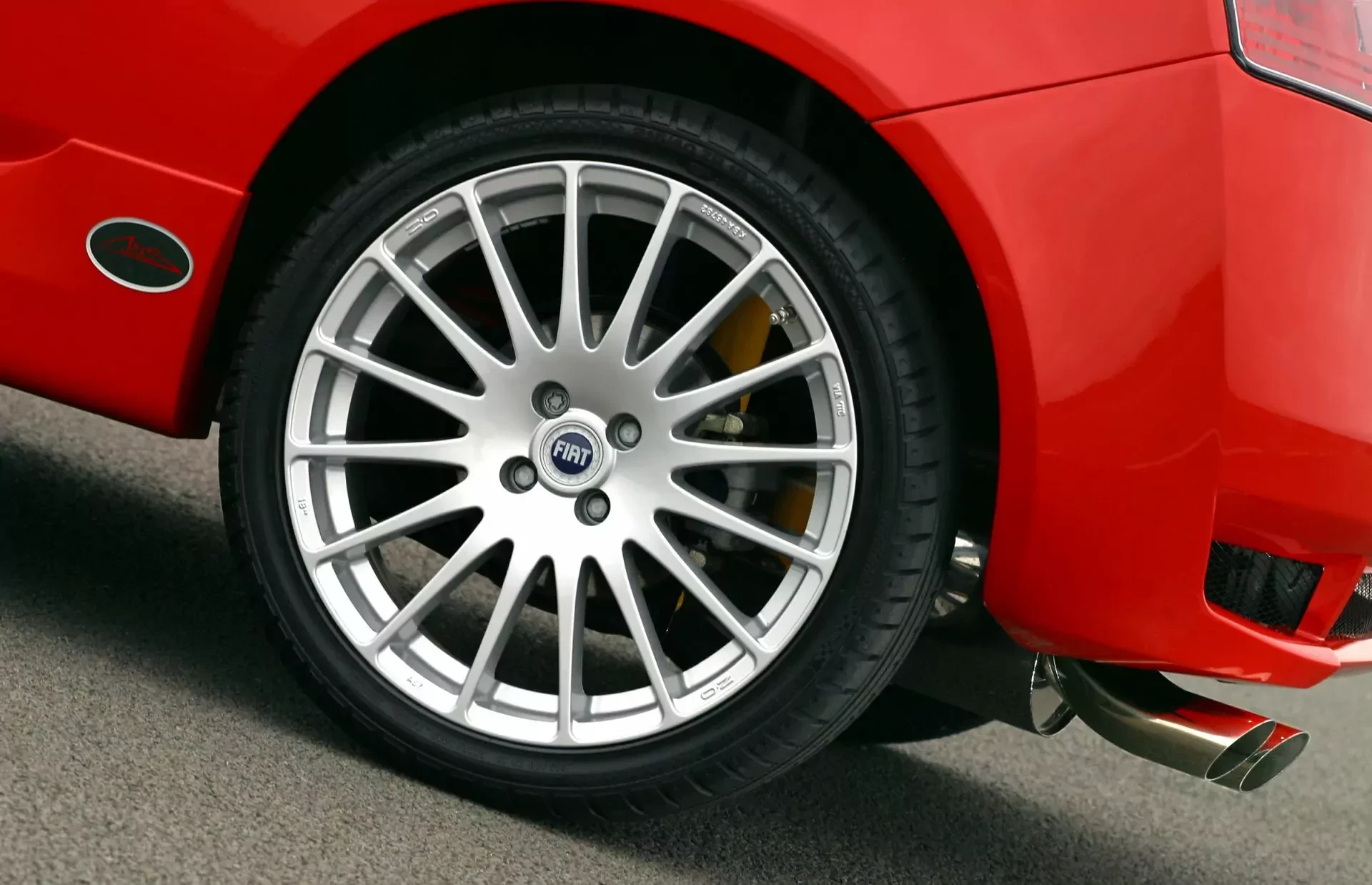 Używany Fiat za niecałe 2 tysiące złotych. Jest przestronny, oszczędny, idealny na dojazdy do pracy