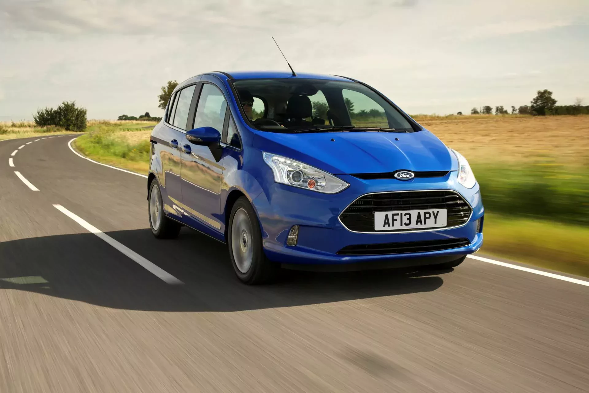 Ford B-Max minivan benzyna diesel silniki spalanie moc opinie oceny zalety wady cena ceny używany rocznik