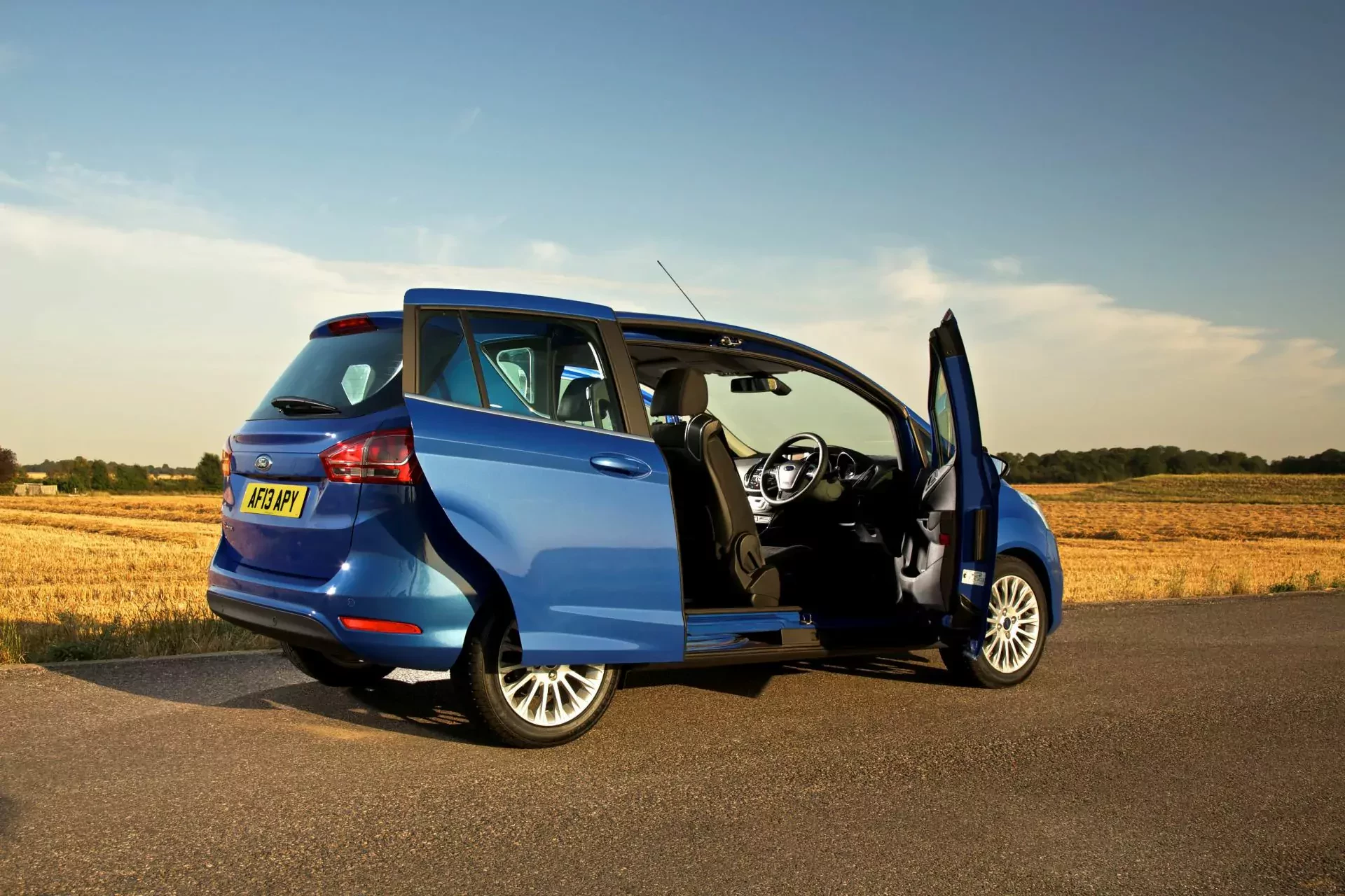 Ford B-Max minivan benzyna diesel silniki spalanie moc opinie oceny zalety wady cena ceny używany rocznik