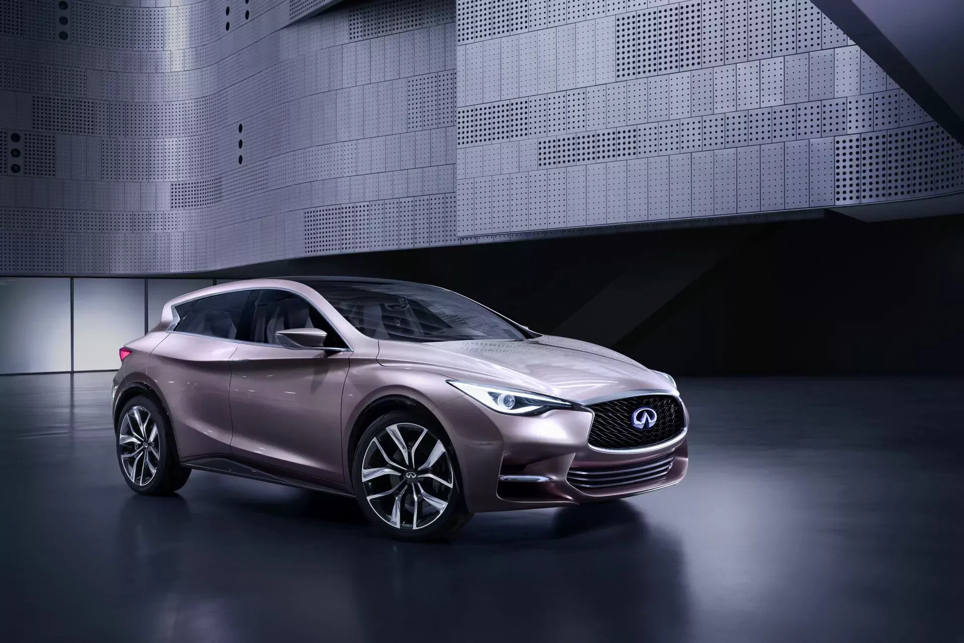 Infiniti Q30 używane używany cena ceny opinie oceny zalety wady silnik benzyna diesel