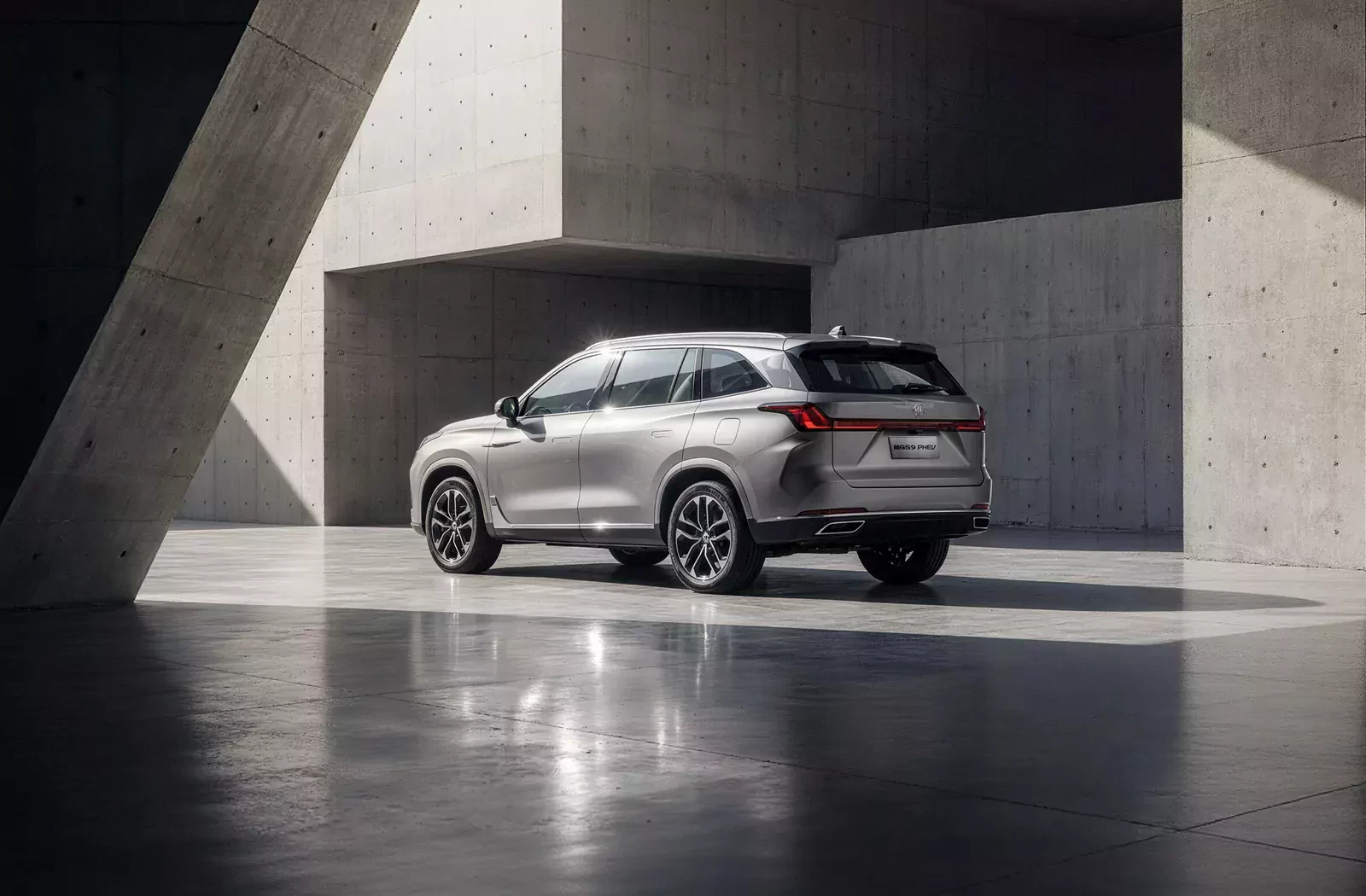 Nowy SUV MG S9 PHEV 2026