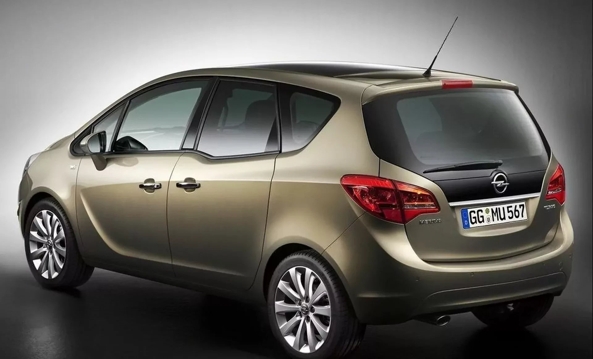 Opel Meriva silnik benzyna diesel spalanie moc bagażnik opinie oceny zalety wady cena ceny używany