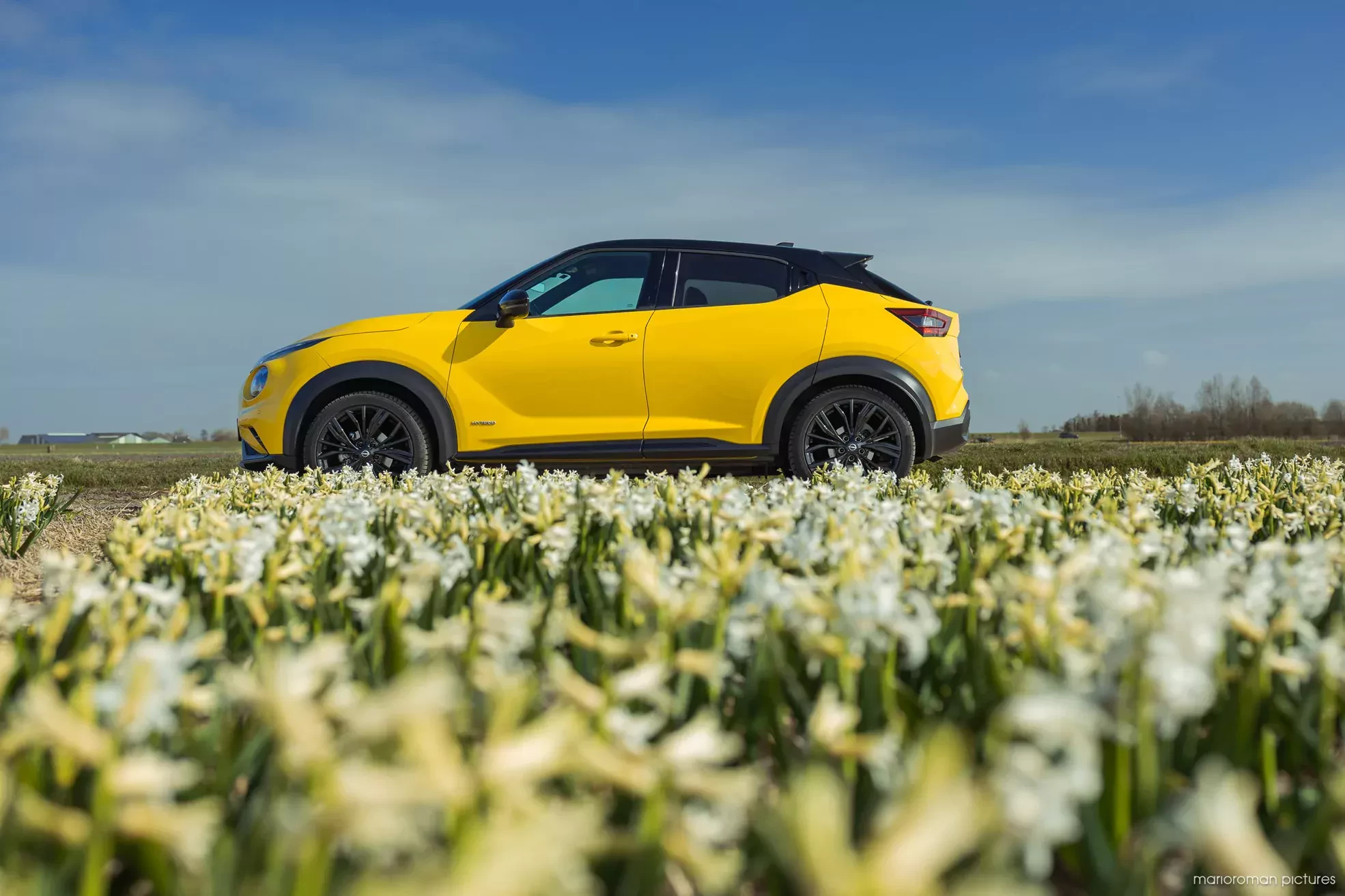 SUV B Nissan Juke Hybrid