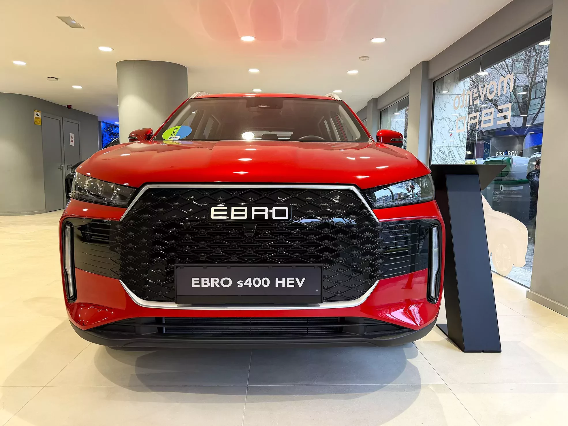 SUV Ebro S400 HEV 2026 Premium