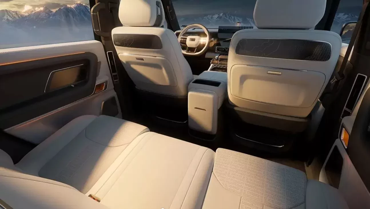 SUV Geely Galaxy Battleship 700 2026 zdjęcie kabiny