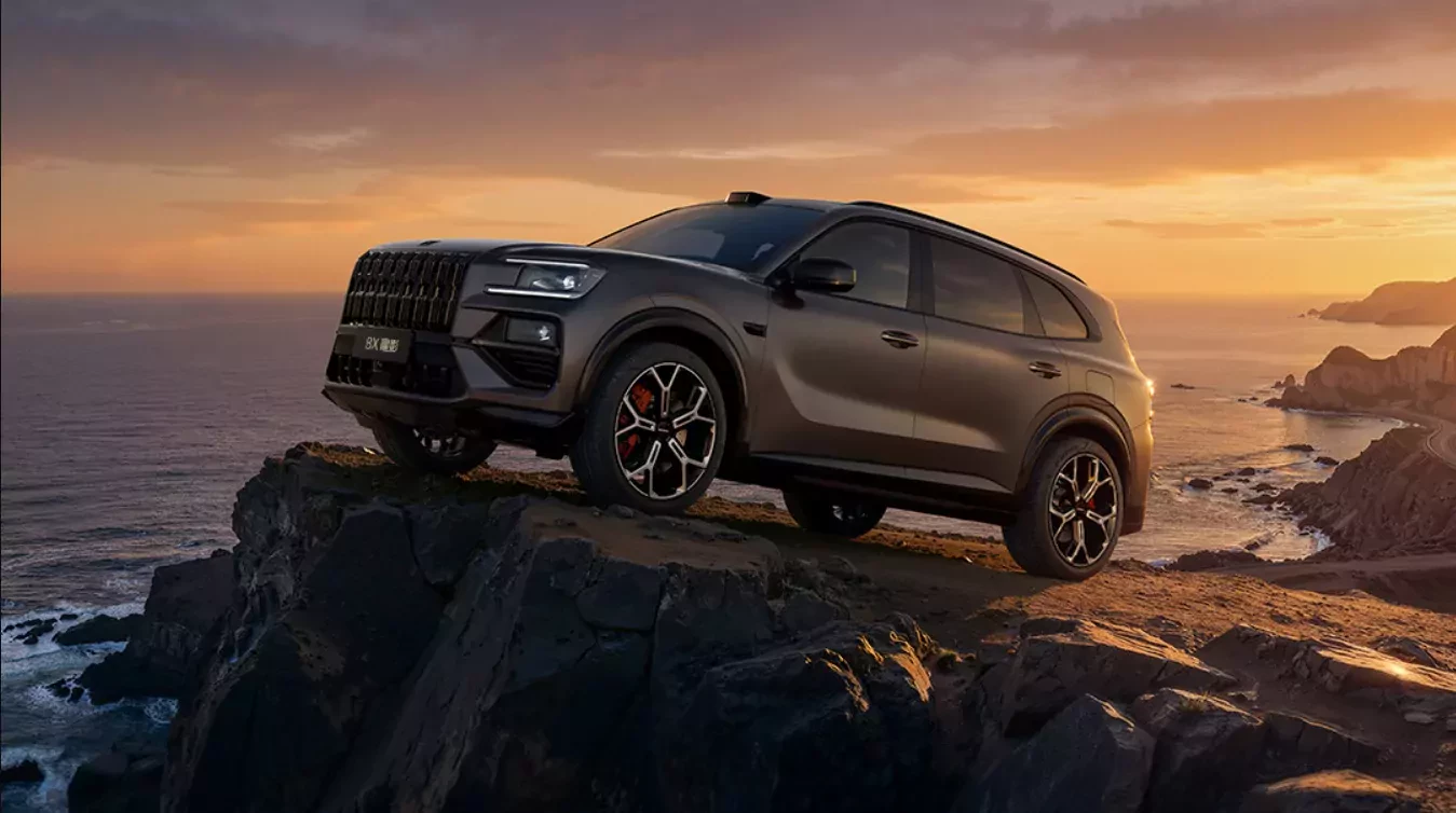 Nowy hybrydowy SUV Zeekr 8X wchodzi na rynek z drzwiami. Ponad 10 000 zamówień w zaledwie 38 minut