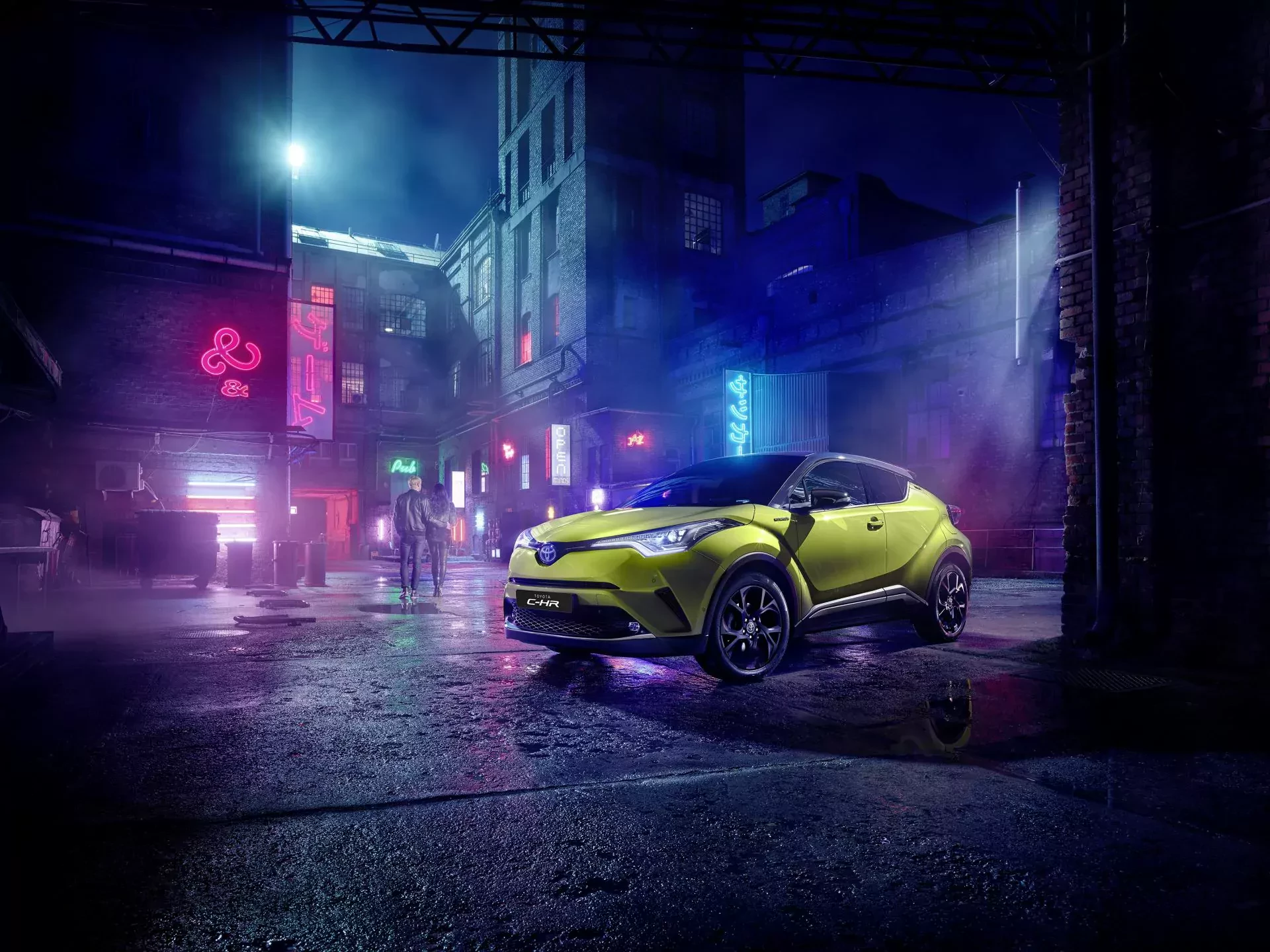 SUV crossover Toyota C-HR silnik benyzna hybryda moc osiągi spalanie cena ceny opinie oceny zalety wady