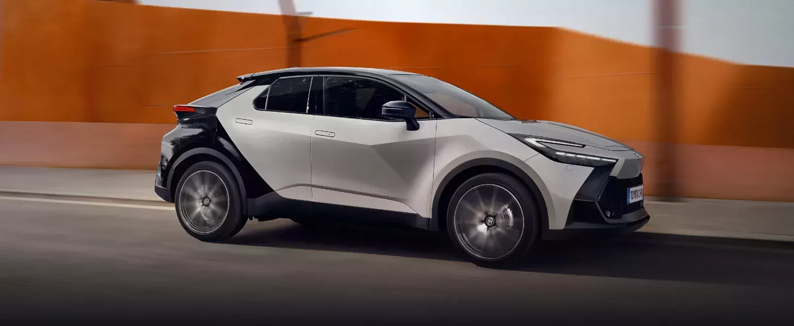 Toyota-C-HR-MY2026-SUV-HEV