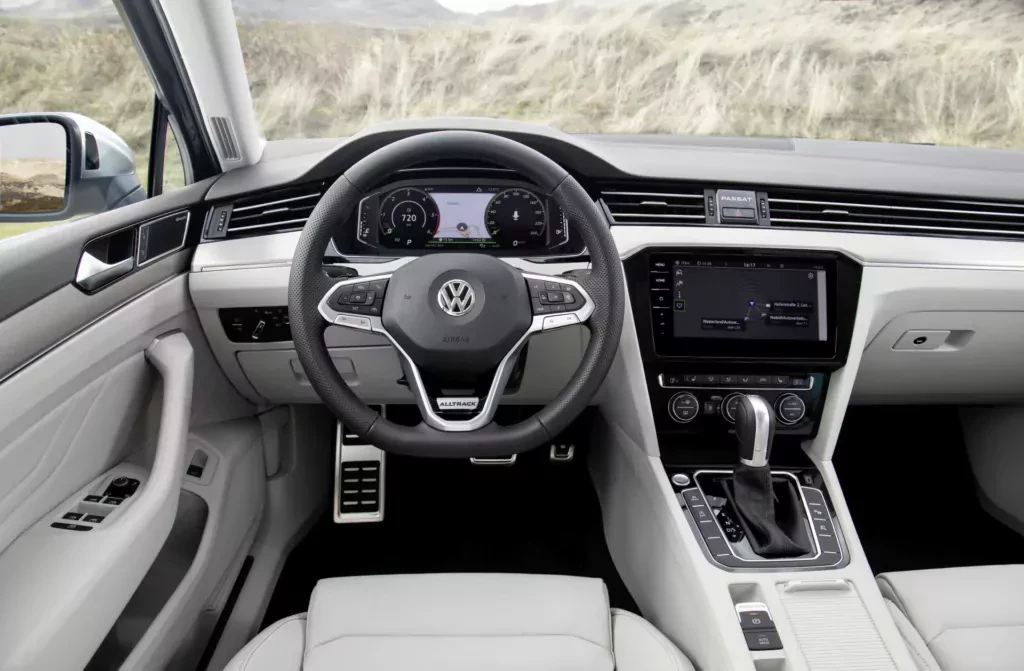 Ten Volkswagen to ukochany samochód Polaków. Ta generacja jest dziś najbardziej popularna