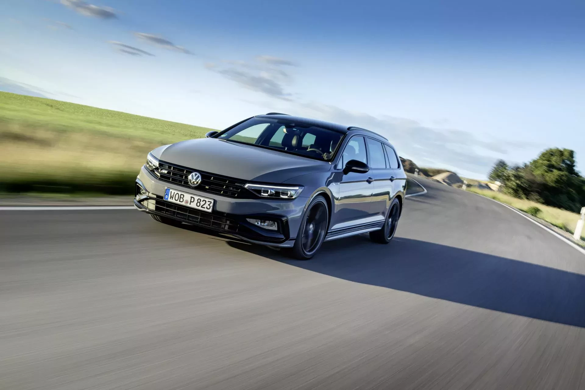 Volkswagen Passat B8 ósma generacja silnik benzyna diesel tdi tsi cena ceny opinie oceny zalety wady