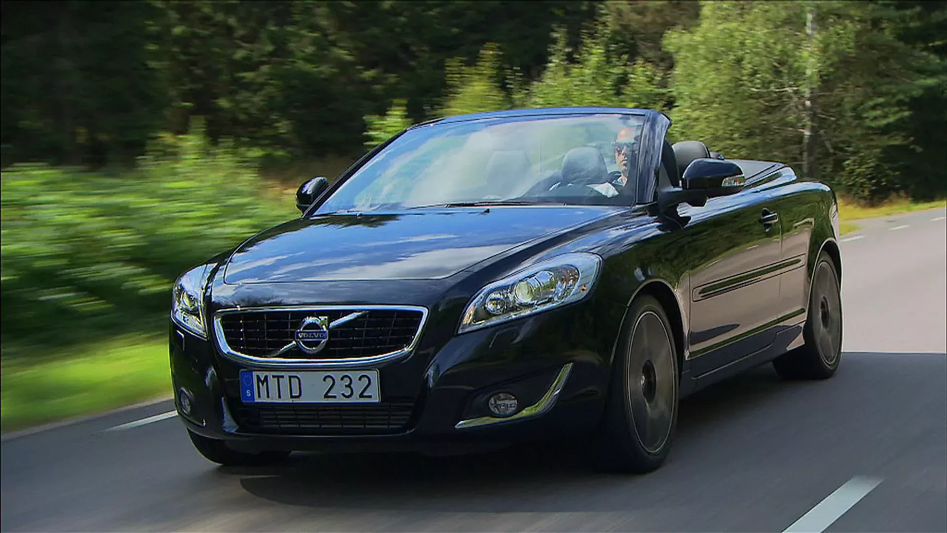 Volvo C70 silnik benzyna diesel moc osiągi wyposażenie cena ceny opinie oceny zalety wady