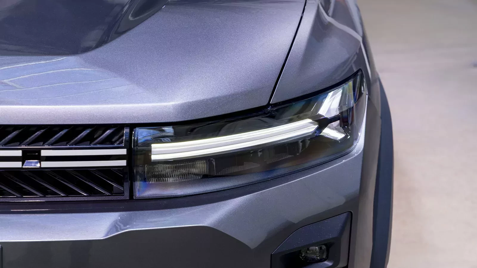 Dacia ujawnia nazwę i szczegóły nowego rywala dla Skody Octavii. Cennik otwiera kwota 80 tysięcy złotych