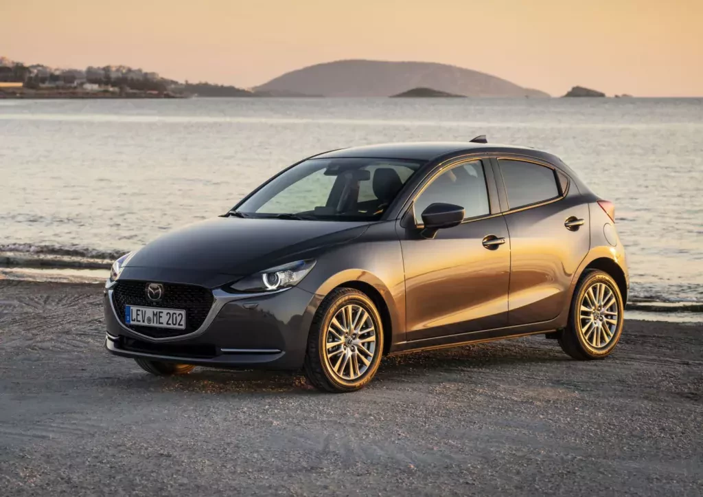 japonska-skoda-fabia-mazda-2