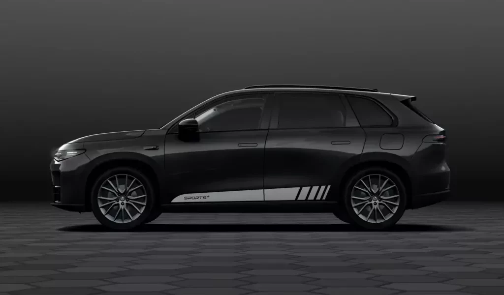 Rodzinny SUV z mocą na poziomie Lamborghini Huracana. Kosztuje tylko 139 tysięcy złotych