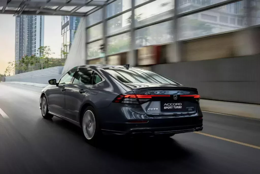 nowa-honda-accord-2026