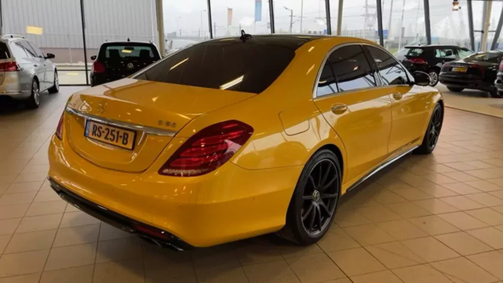 zolty-mercedes-klasy-s-amg