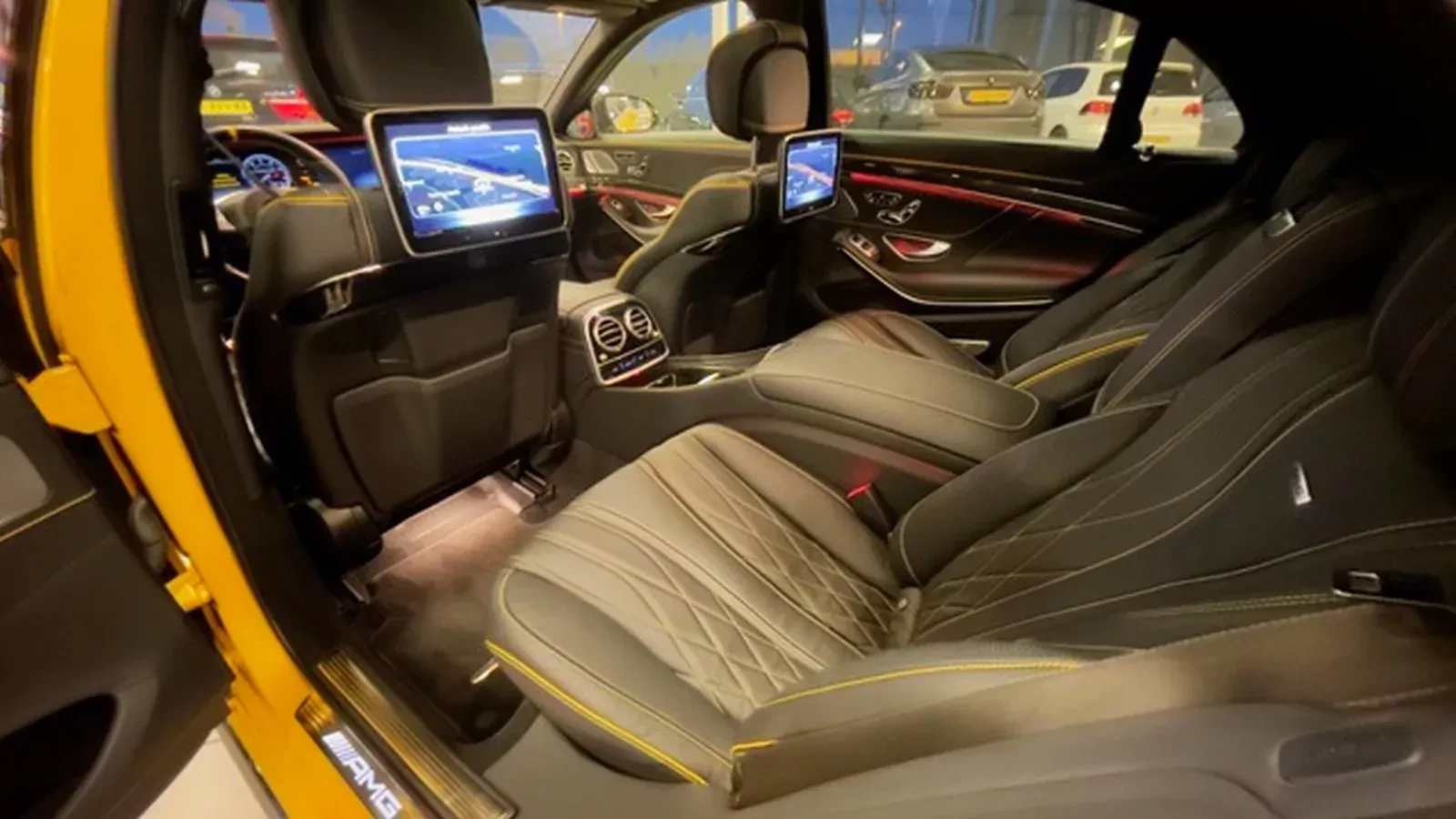 Mercedes Klasy S w topowej konfiguracji. Rabat 128 tysięcy złotych przez… kolor