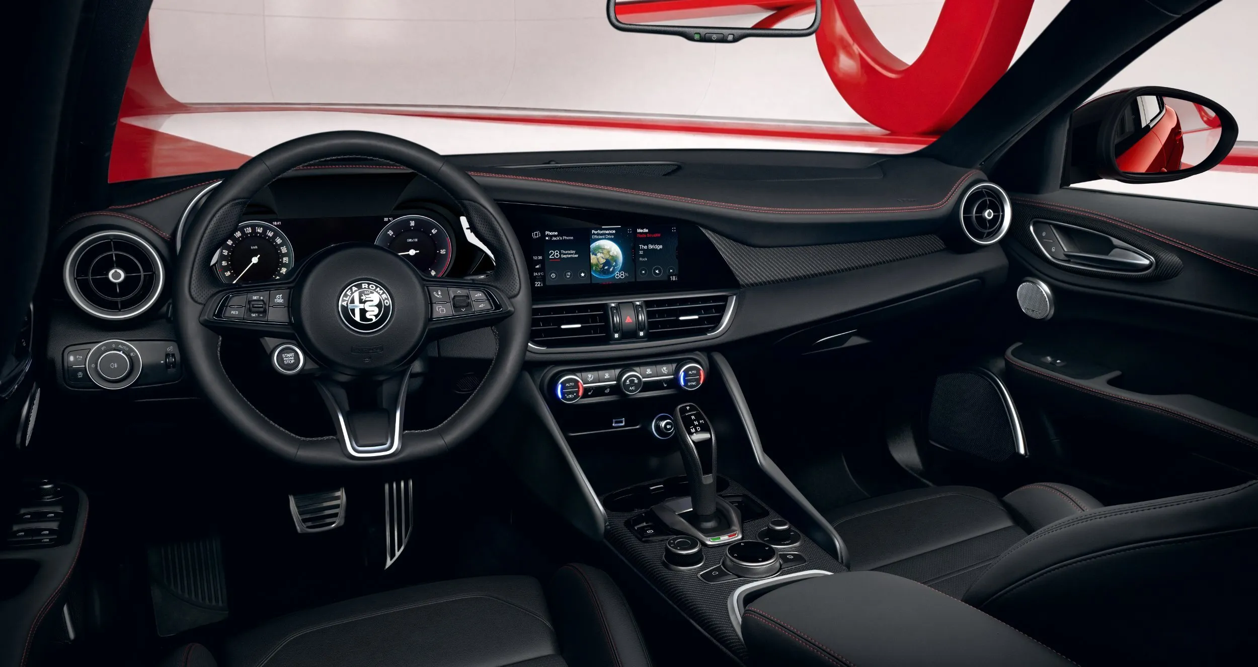 Alfa Romeo zapowiada powrót kultowego modelu 147. I nie – wcale nie będzie SUV-em ani crossoverem