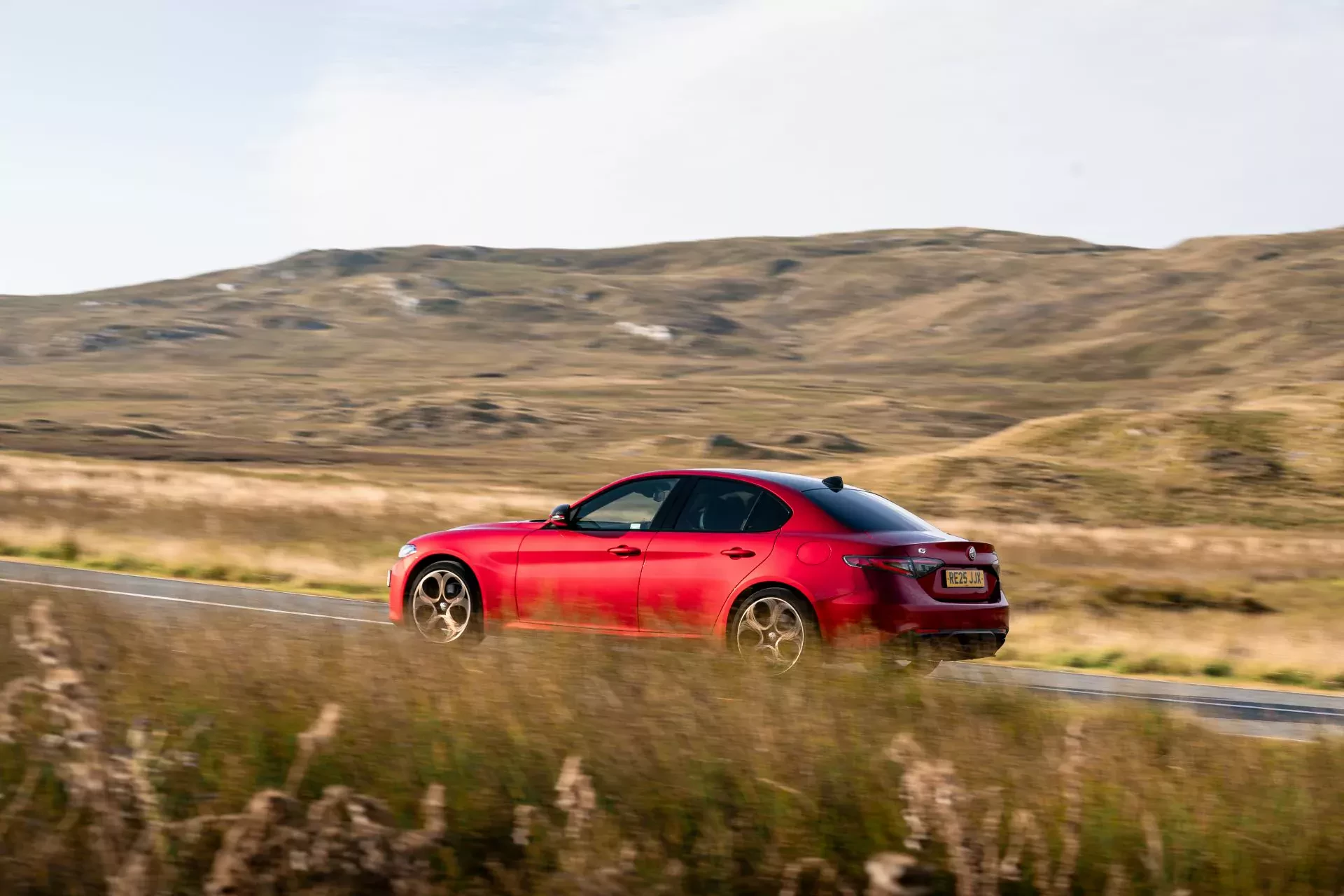 Alfa Romeo Giulia silnik benzyna diesel cena ceny moc osiągi spalanie opinie oceny zalety wady