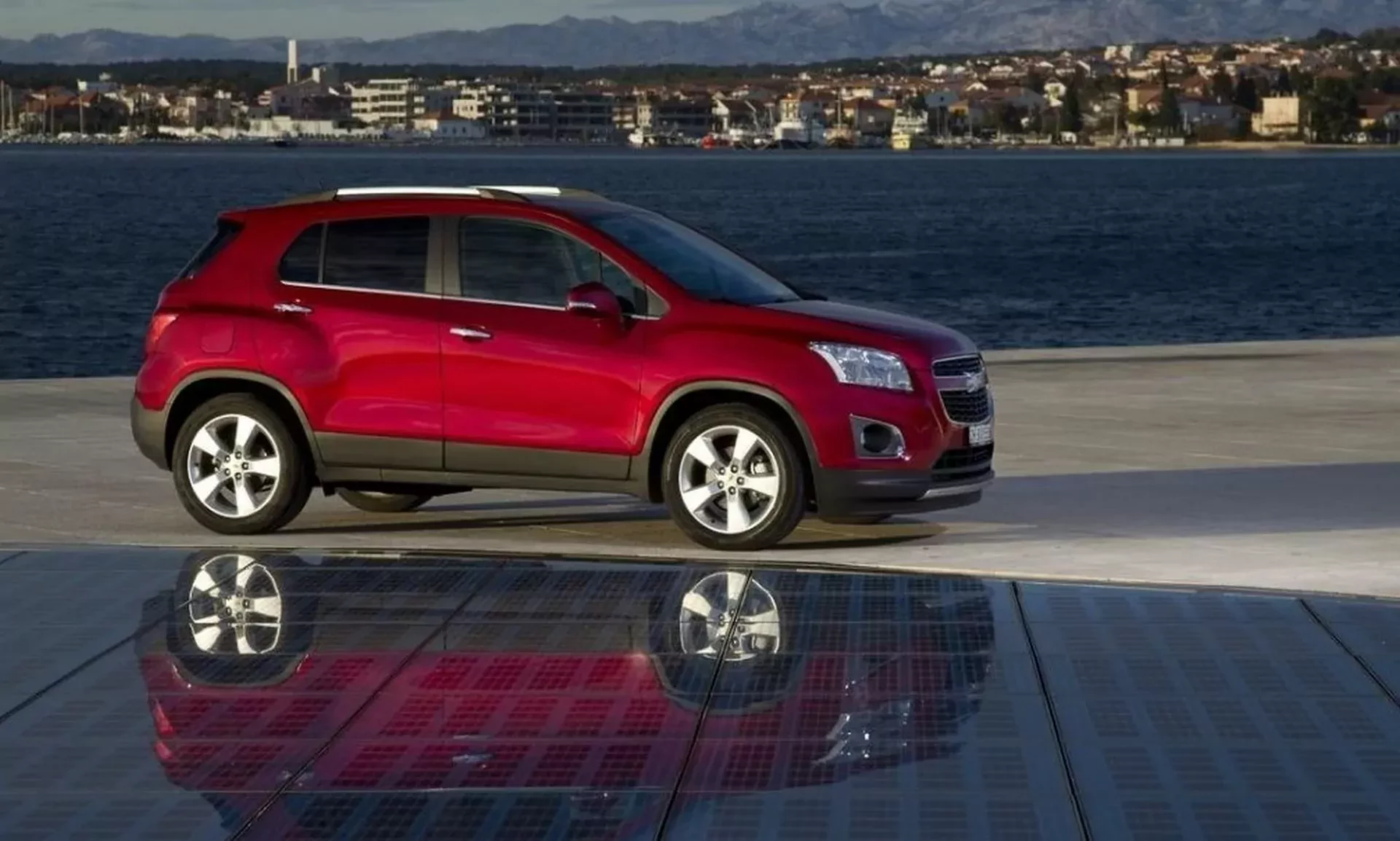 Chevrolet Trax Opel Mokka SUV silnik benzyna diesel opinie oceny zalety wady różnice wyposażenie