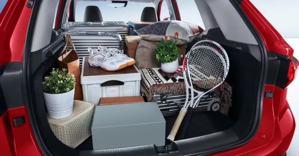 Stał się kurą znoszącą złote jajka MG. Oszczędna hybryda, moc 197 KM i cenowa petarda