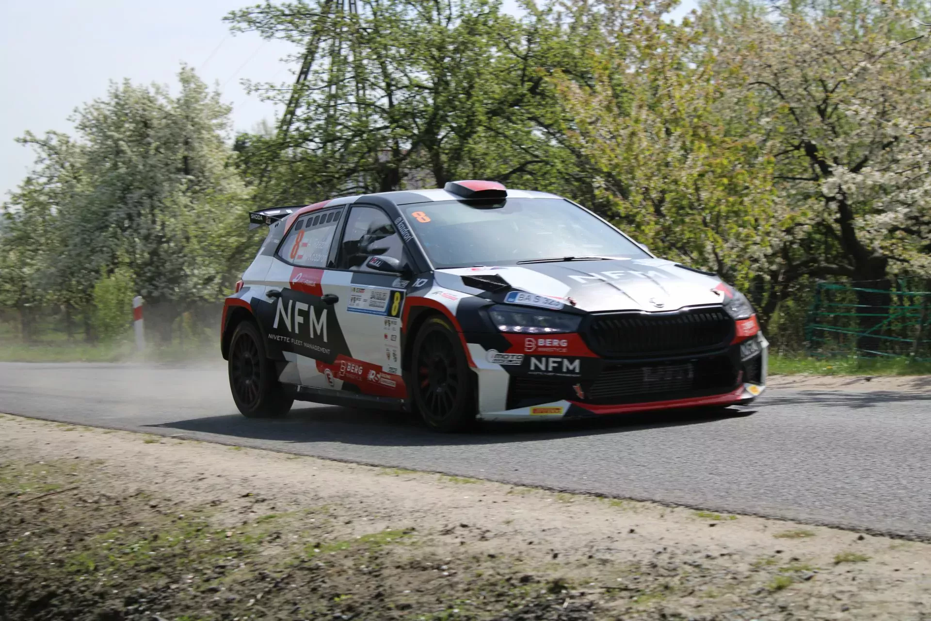 Rzeźnik i Kozdroń wygrywają Rajd Świdnicki i są pierwszymi liderami RSMP. Wielki sukces 19-latka i jego pilota