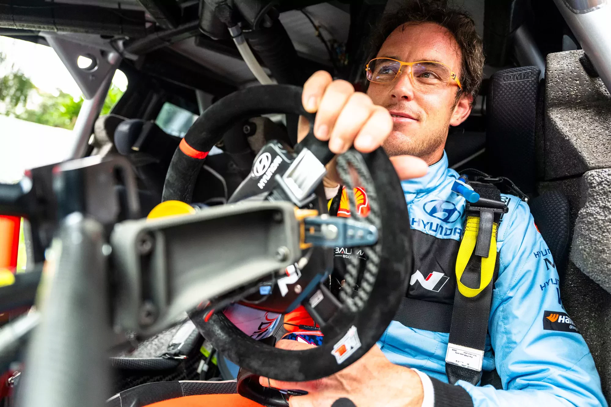 Były mistrz świata pogodzony z tym, iż ten sezon WRC może spisać na straty. Jedna rzecz sprawia, iż zawsze chętnie wstaje do „pracy”