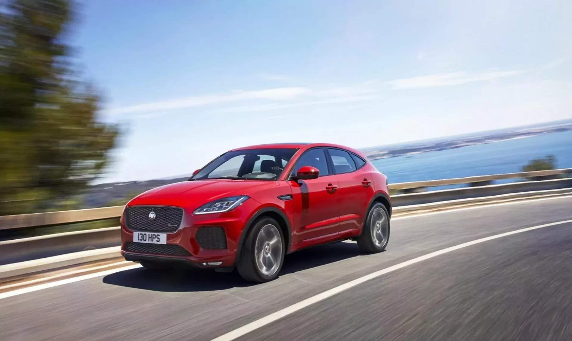 SUV Jaguar E-Pace silnik benzyna diesel hybryda moc pojemność osiągi cena ceny używany opinie oceny zalety wady