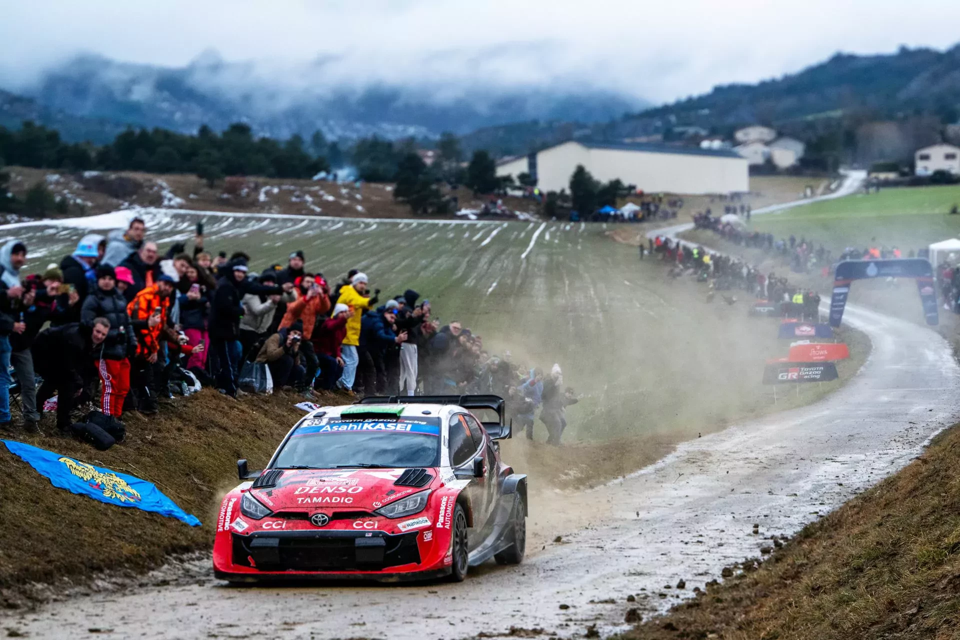 WRC Rajd Chorwacji opony Hankook Ventus Z215 Z210 różnice mieszanka temperatury opona asfalt rajdy samochodowe