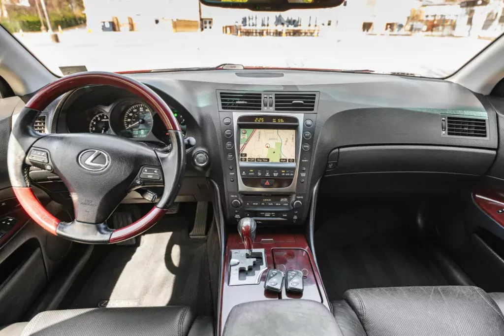 lexus-gs-silnik-v8