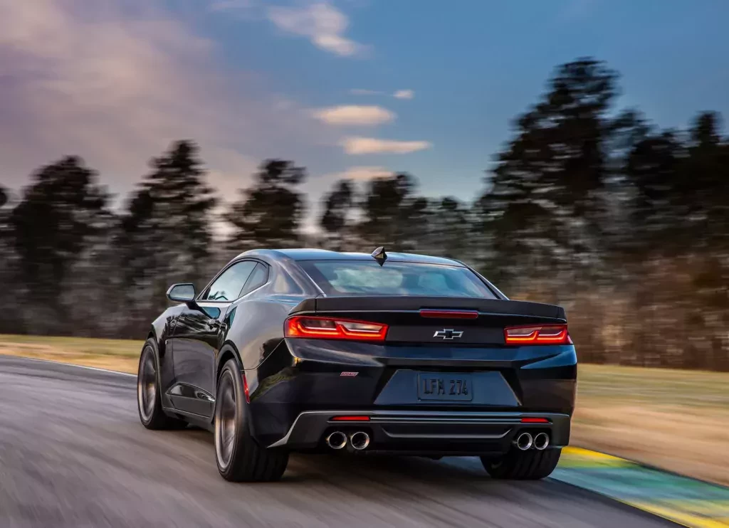 silnik-v8-chevrolet-camaro