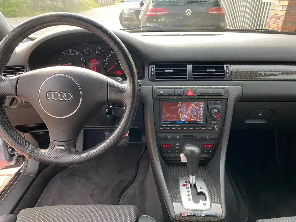 super-sedan-audi-rs6-c5