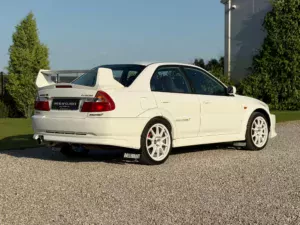 Mitsubishi Lancer Evo V