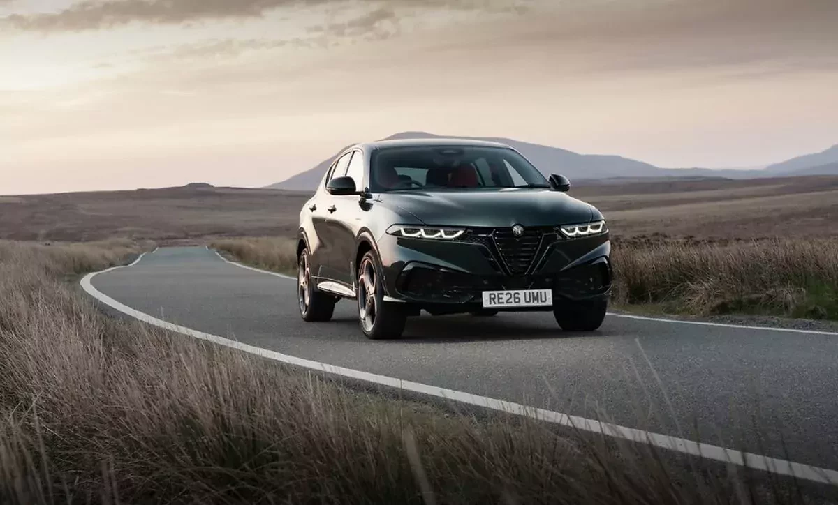 Alfa Romeo Tonale SUV silnik benyzna diesel cena ceny opinie oceny zalety wady