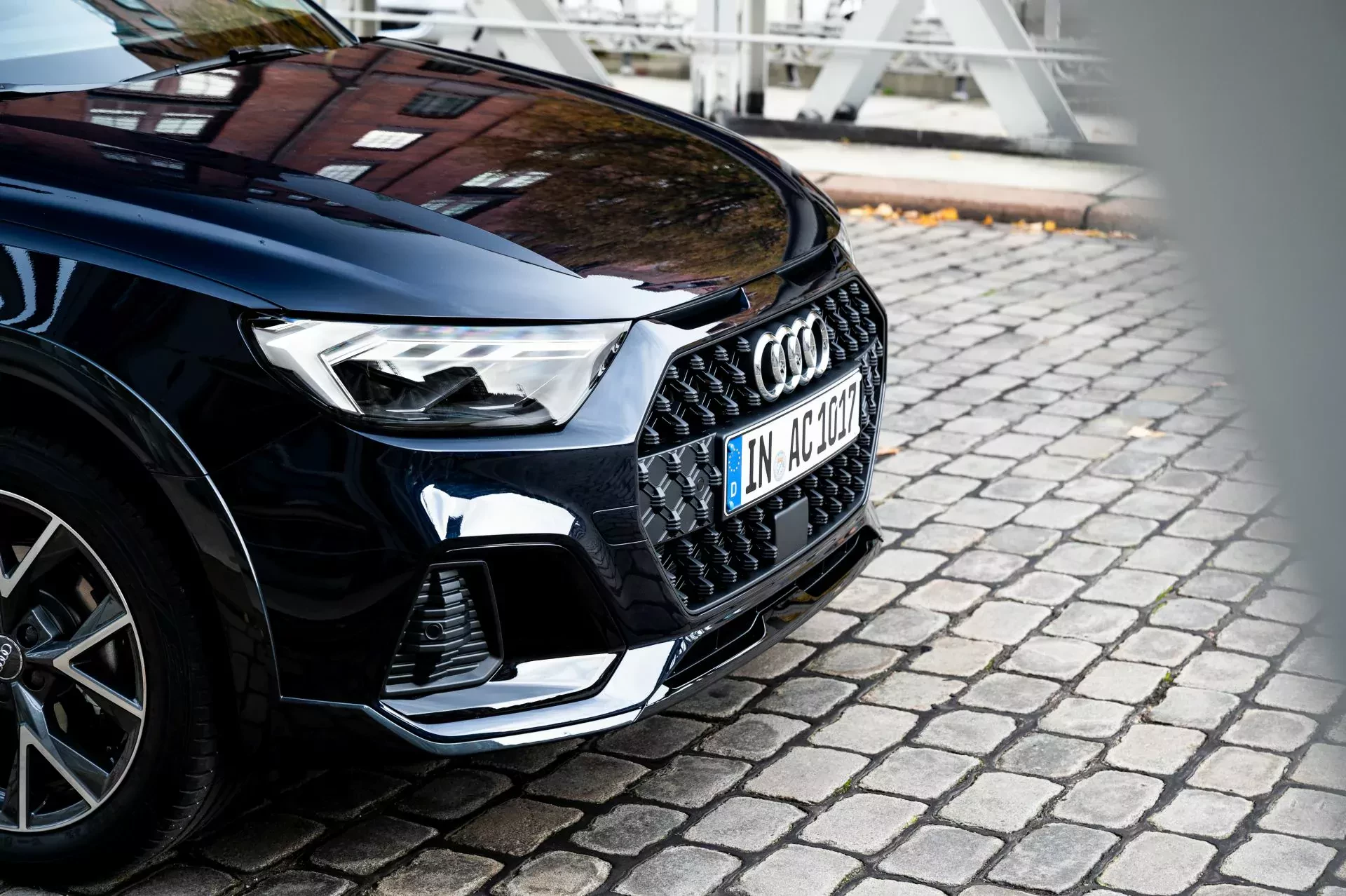 Marzysz o Audi, ale nie chcesz przepłacać – to jest auto dla ciebie. Używane wciąż wyglądają świetnie