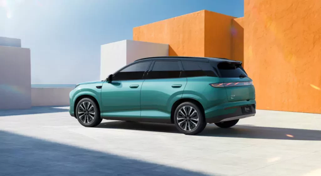 BYD macha konkurencji na pożegnanie. Nowy Atto 3 ulepszony we wszystkim nie da szans rywalom