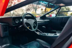 Lamborghini Countach 25th Anniversary wnętrze