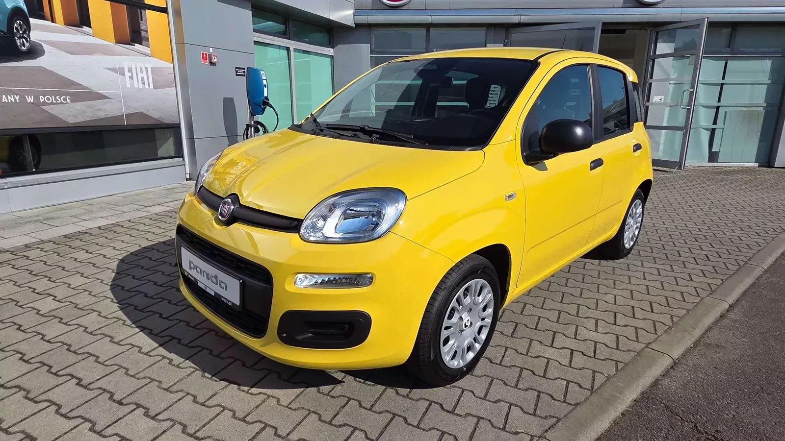 Fiat Panda Icon w kolorze żółtym Positano