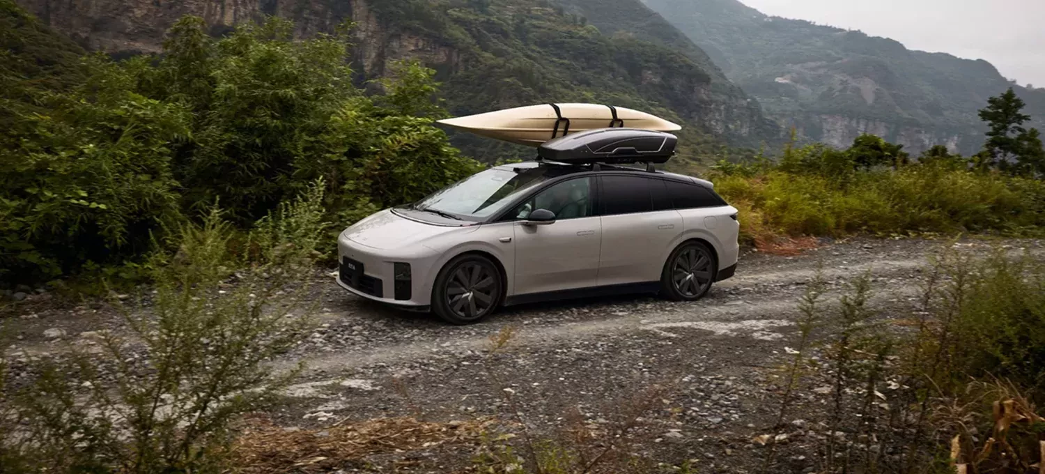 Li Auto elektryczny SUV i6
