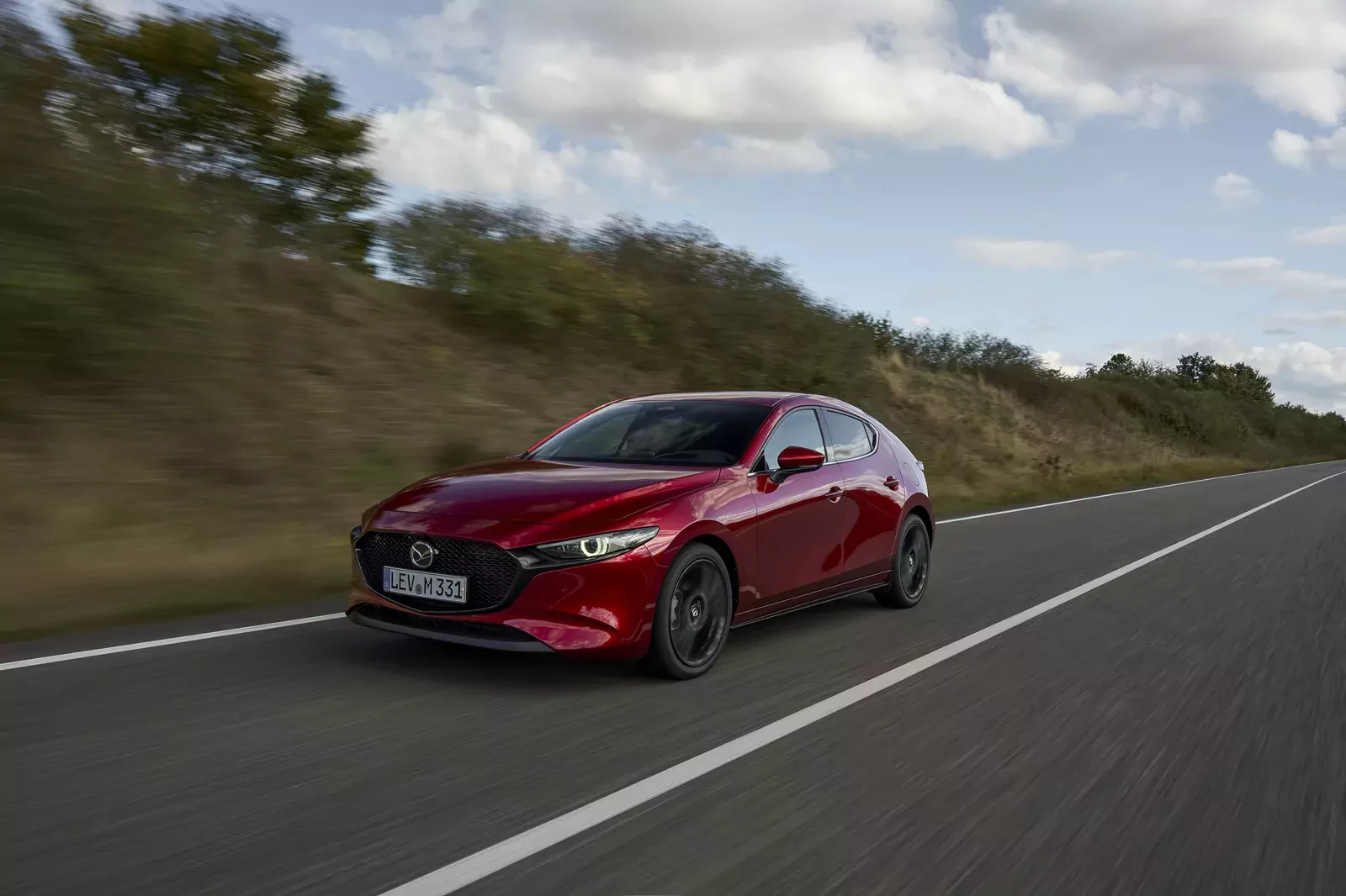 Mazda 3 zdjecie w ruchu
