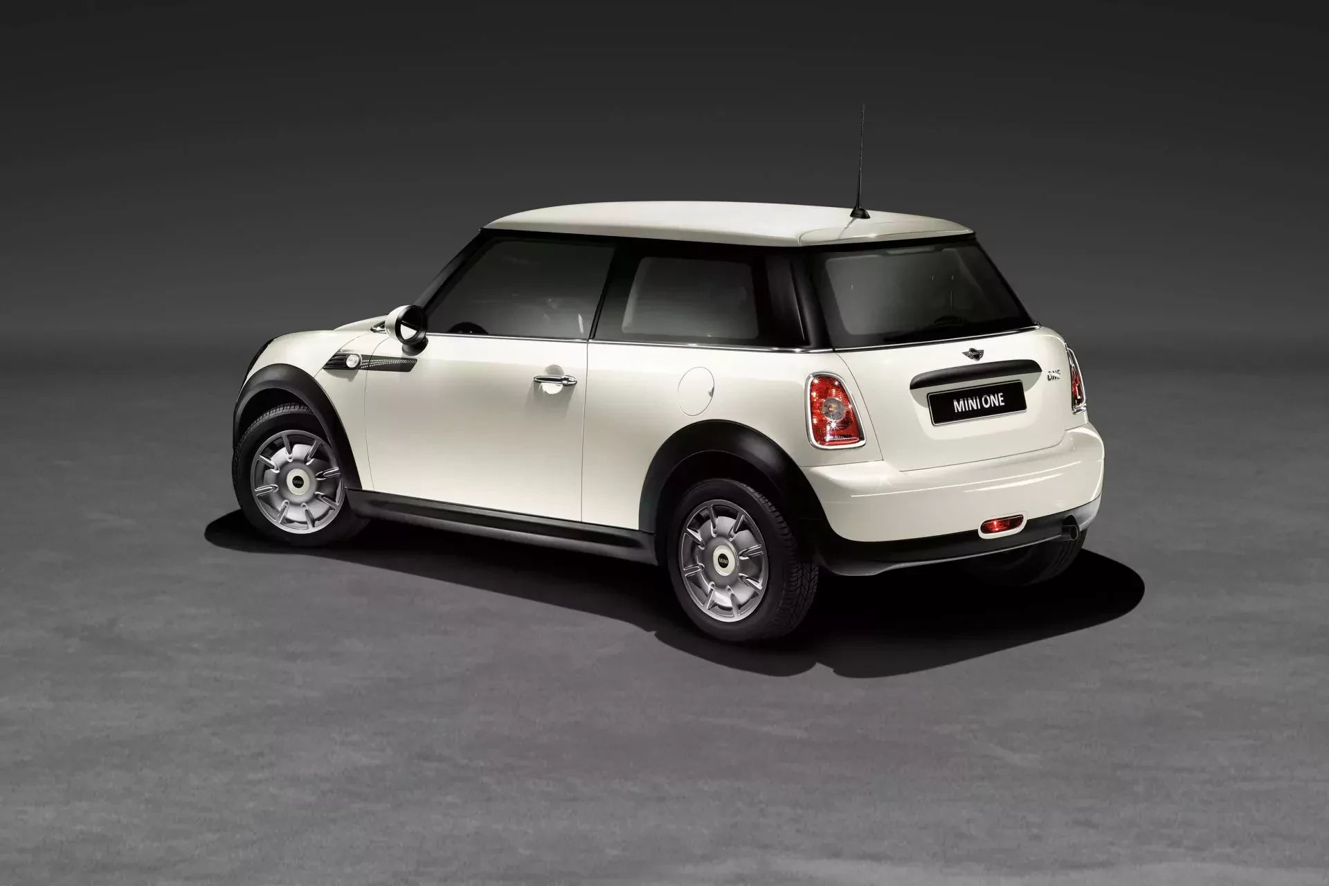 Mini One Cooper silnik moc benzyna diesel tanio otomoto używany opinie oceny zalety wady