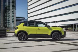 Nowy Jeep Avenger 4xe