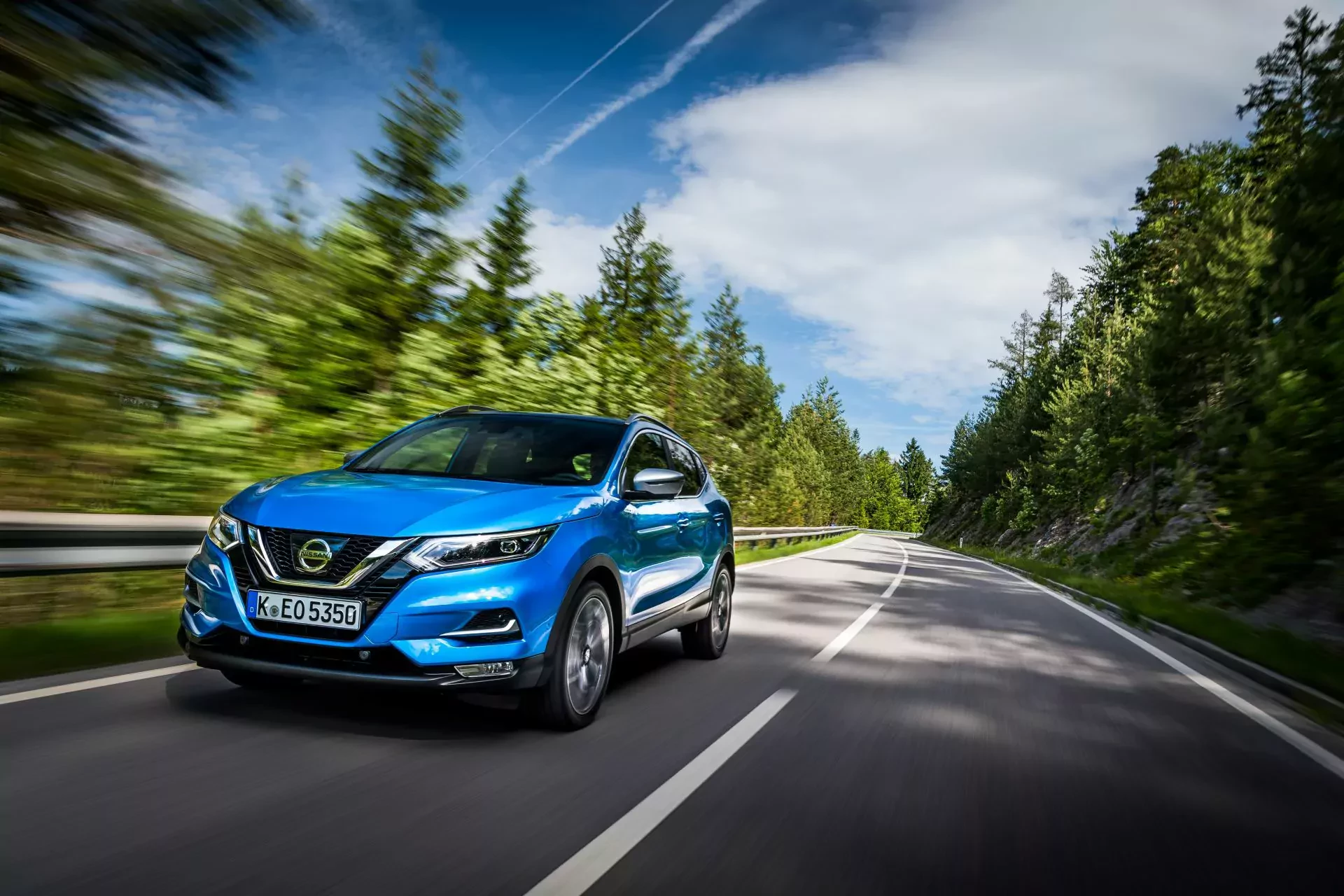 Nissan Qashqai SUV napęd silnik benzyna diesel cena ceny opinie oceny zalety wady otomoto moc spalanie