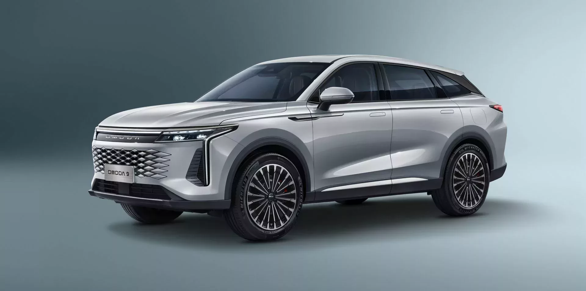 Omoda 9 Super Hybrid SUV chiński cena ceny opinie oceny zalety wady otomoto nowa używana