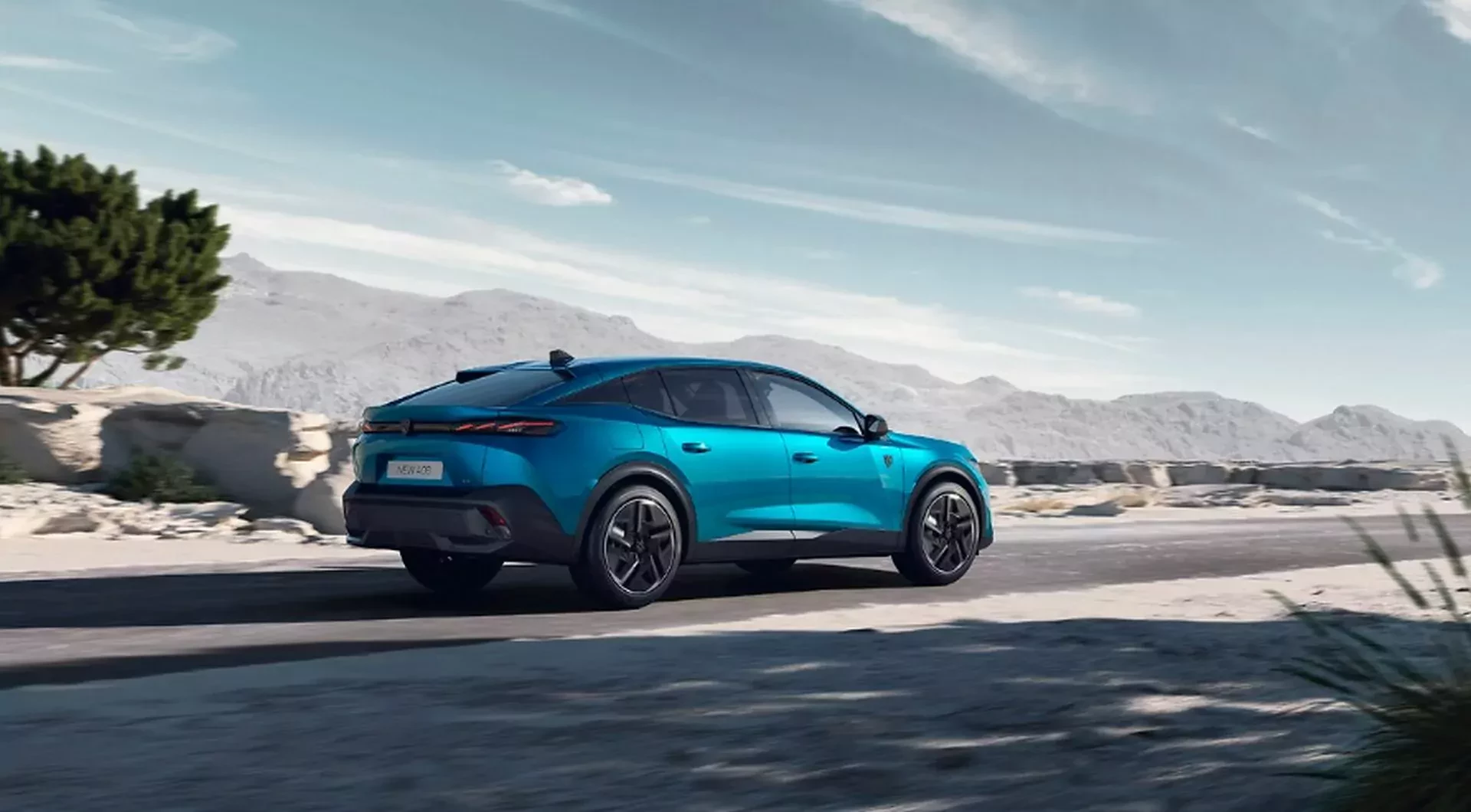 Peugeot 408 SUV fastback crossover silnik benzyna hybryda cena ceny opinie oceny zalety wady spalanie otomoto