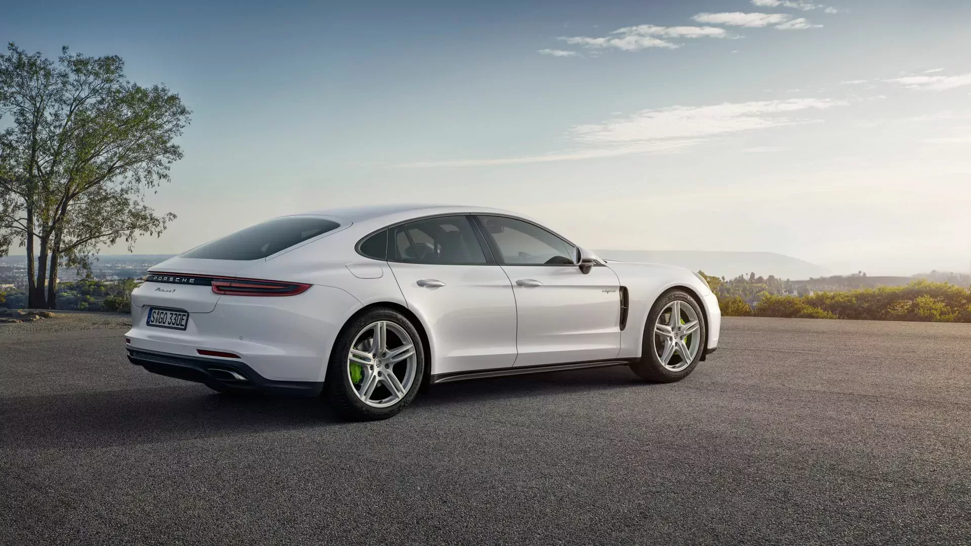 Porsche Panamera silnik benzyna diesel moc osiągi cena ceny używana nowa opinie oceny zalety wady