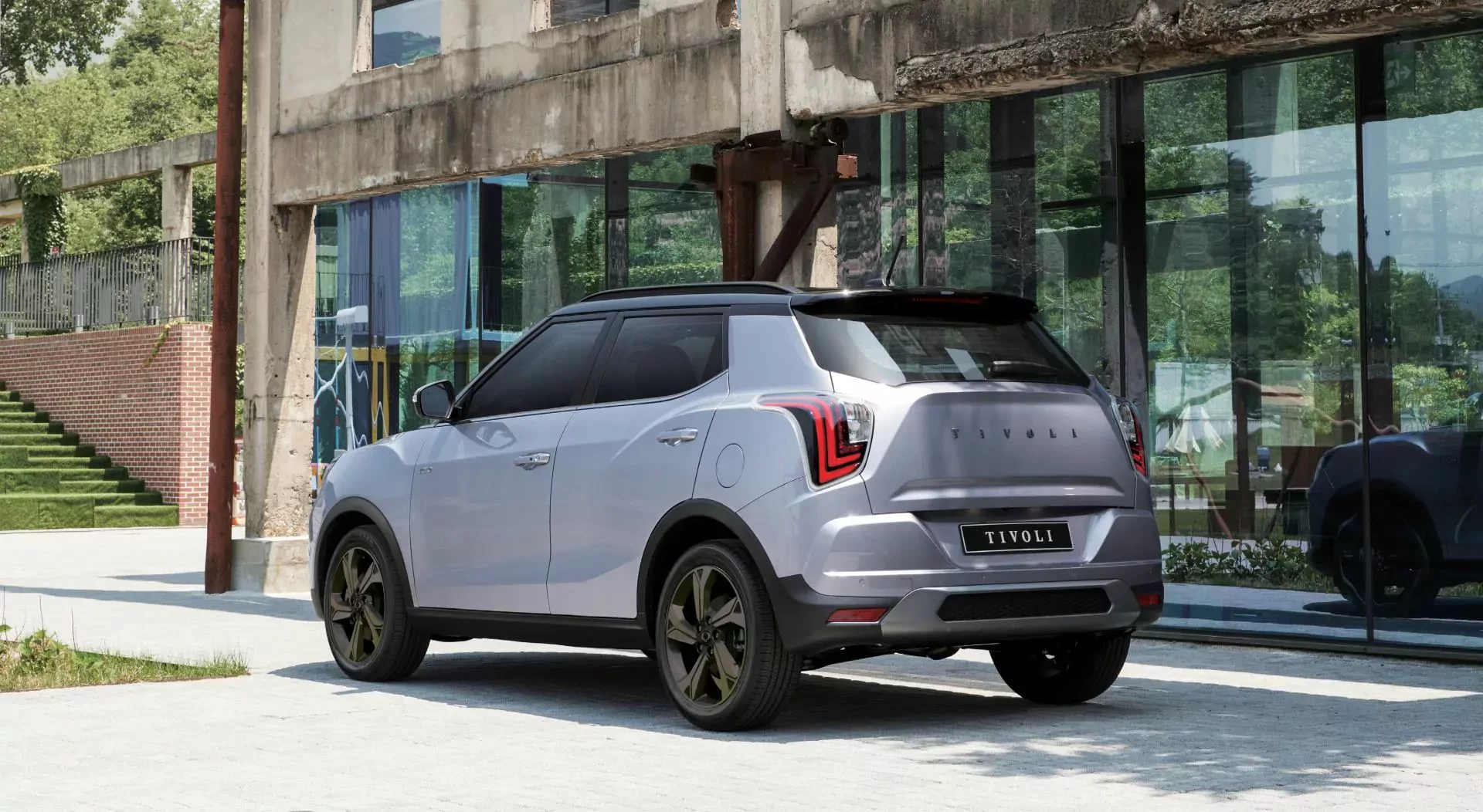 SUV KGM Tivoli Ssangyong silnik benzyna diesel cena ceny opinie oceny zalety wady spalanie moc silniki otomoto