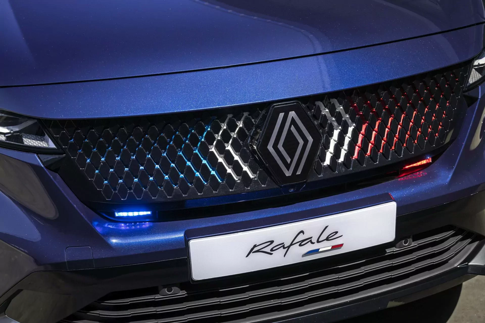 Piękny i ekscytujący francuski SUV wyraźnie potaniał. Mowa o rocznikach 2024 a choćby 2025