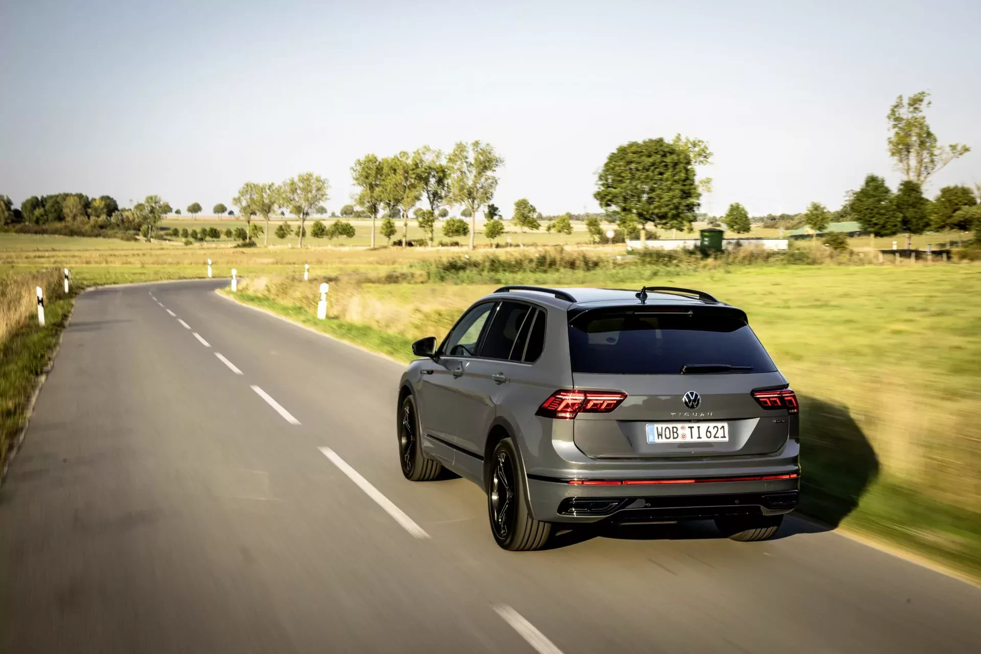 SUV Volkswagen Tiguan silnik benzyna diesel napęd moc osiagi opinie oceny zalety wady cena ceny otomoto używany